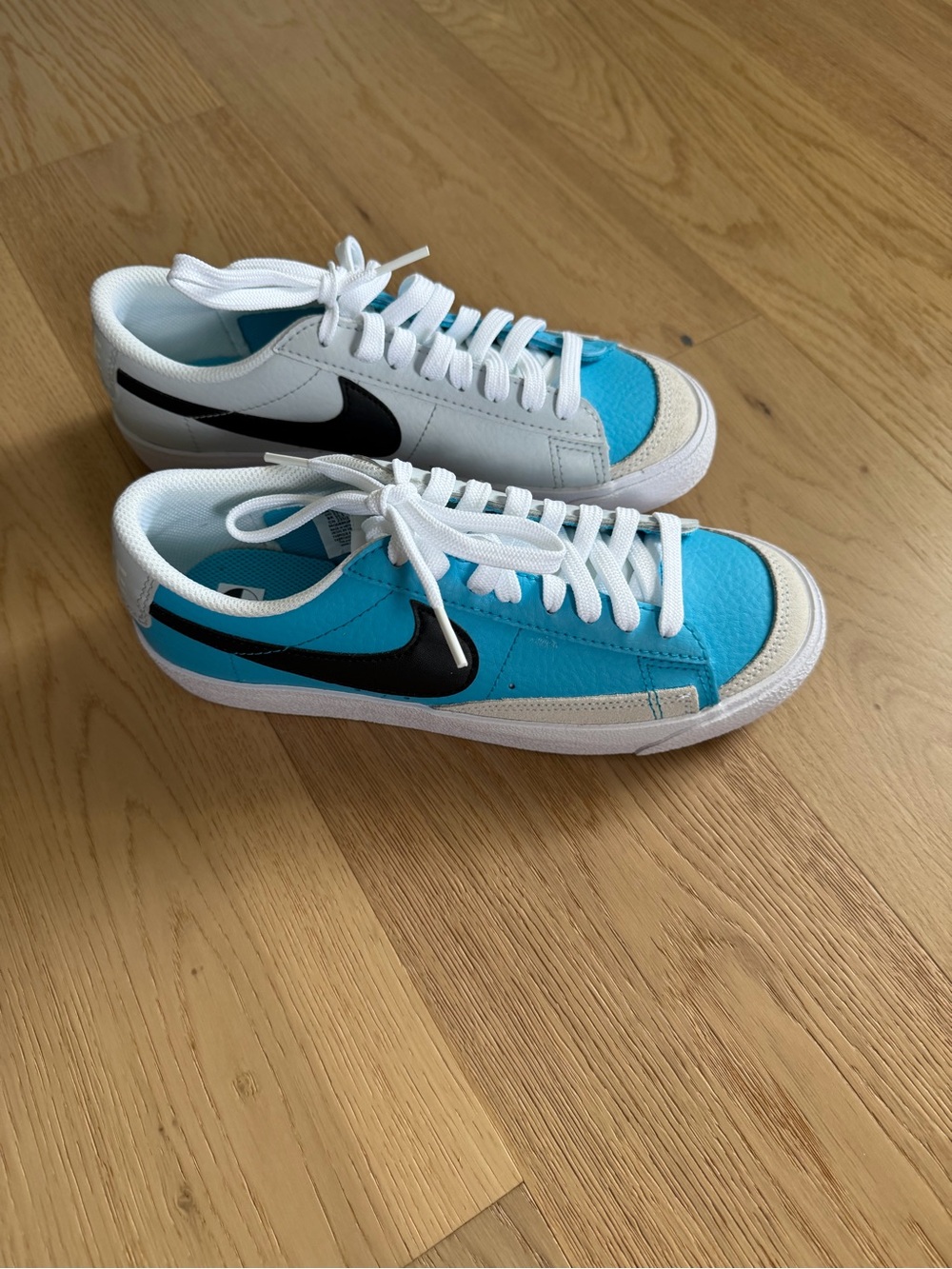 NEW without box boys’ size 5 (women 7) blazer low ‘77